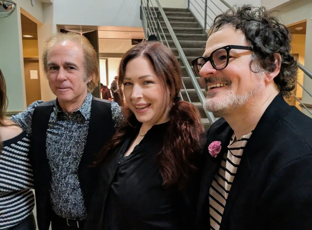 Keyboardist/Vocalist Jeff Allen Ross, Vocalist Carnie Wilson, and Guitarist Rob Bonfiglio backstage