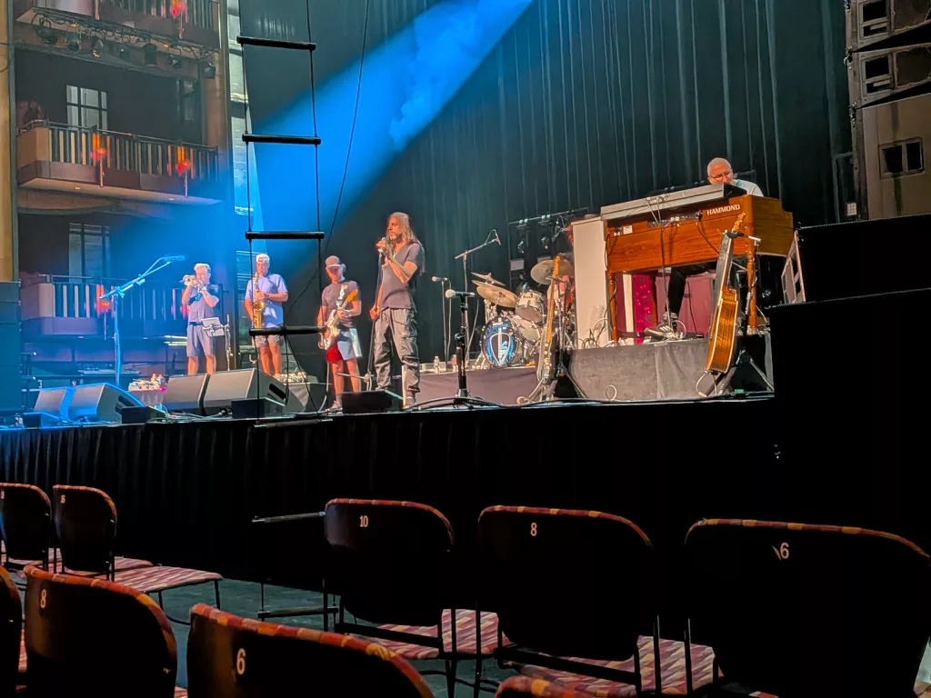 Kenny Wayne Shepherd Load In / Sound Check